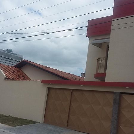 Hospedaria Servos De Maria أباريسيدا المظهر الخارجي الصورة