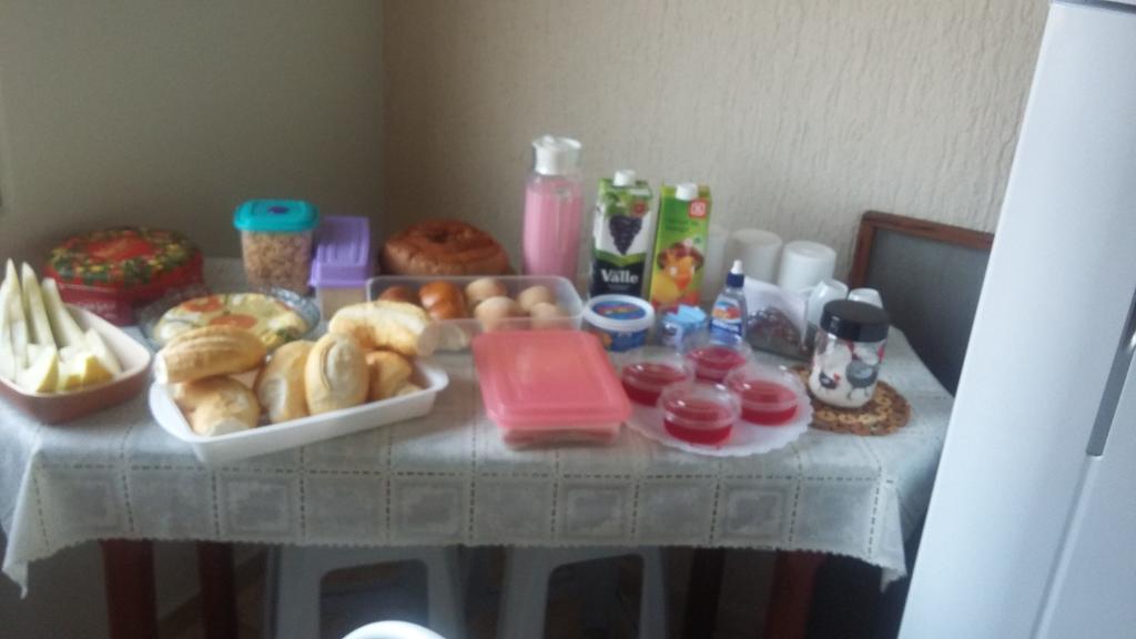 Hospedaria Servos De Maria أباريسيدا المظهر الخارجي الصورة